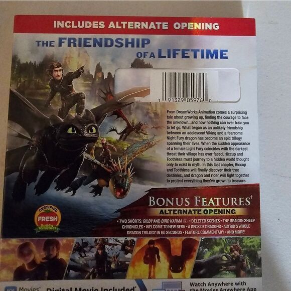 Set of two Blu-ray movies, Fern Gully / How to train a dragon pre-owned - Picture 4 of 6